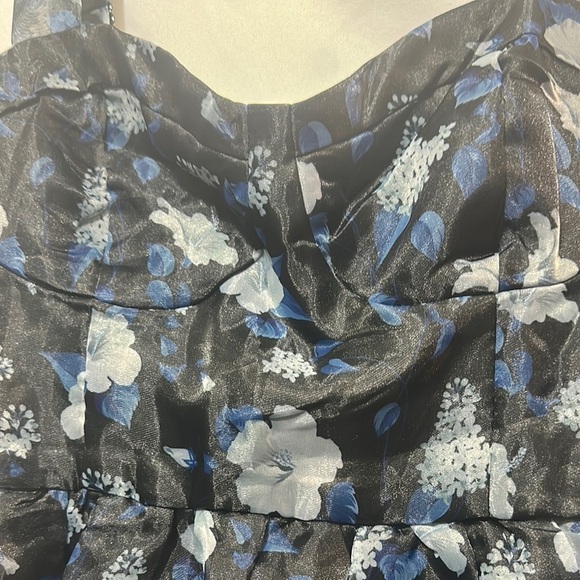 Lulu's Blue and White Ruched Tie Front Sundress - Picture 12 of 15